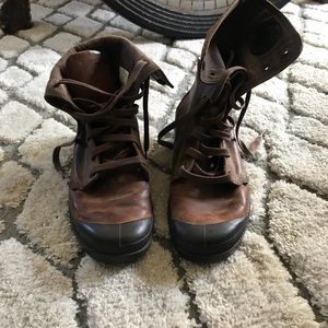 Palladium baggy leather boots